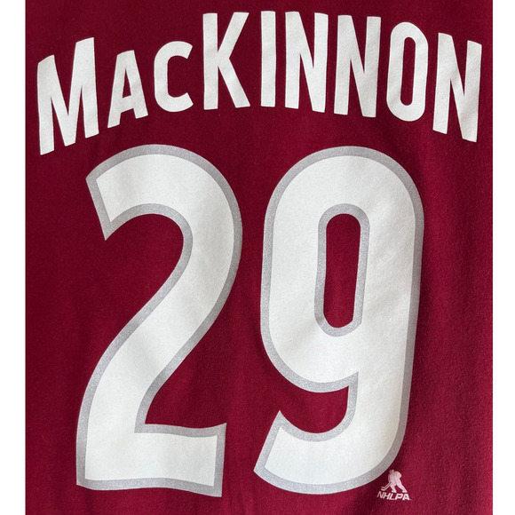 Nathan MacKinnon Hockey 2022 Stanley Cup Colorado Avalanche Youth T-Shirt - Picture 3 of 5